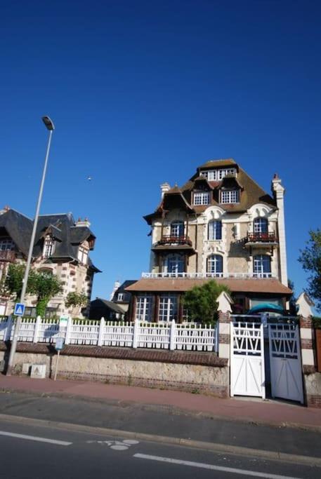 Les Embruns - Plein Ciel - Appartement 3Eme Etage دوفييل المظهر الخارجي الصورة